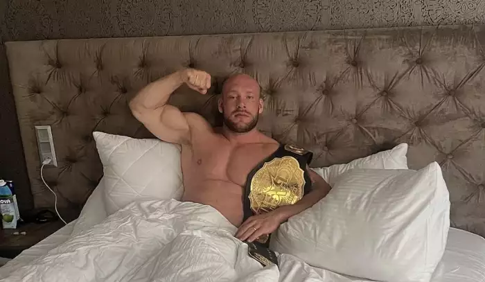 Rendys je novým šampionem Clashe! Grznár padnul v prvním kole