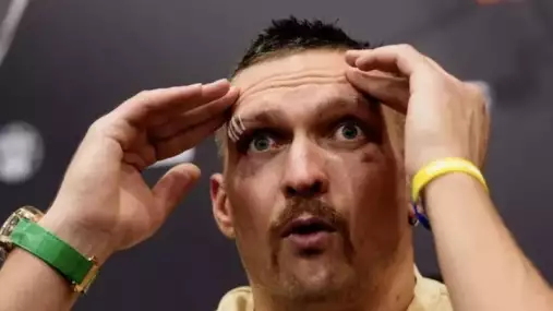 Ve hře Wilder a Jon Jones. Usyk vybírá soupeře pro poslední zápas