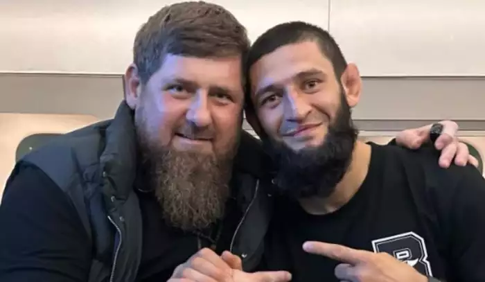 Khamzat Chimaev je králem celého MMA, nemůže se nabažit výkonů čečenského borce Ramzan Kadyrov