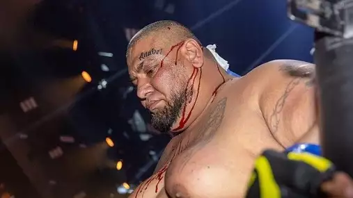 VIDEO: Zem se zachvěla a 260kilový Diego Kotlár opět prohrál na KO v 1. kole