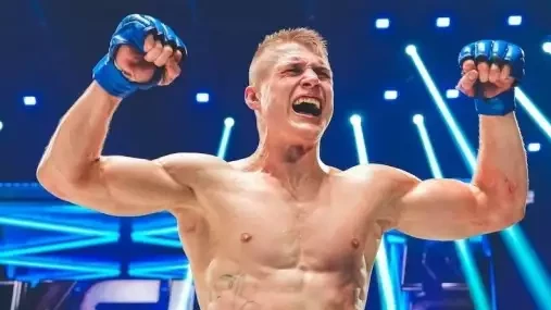 Bitva o Slezsko. KSW přiváží do Třince dva titulové zápasy a sedm českých bojovníků