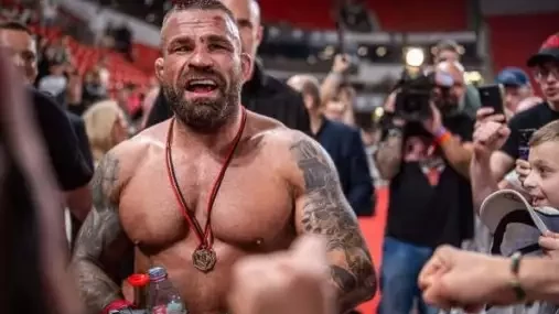 Srdce nestačilo. Vémola ukázal moment, který zlomil statečného Humburgera