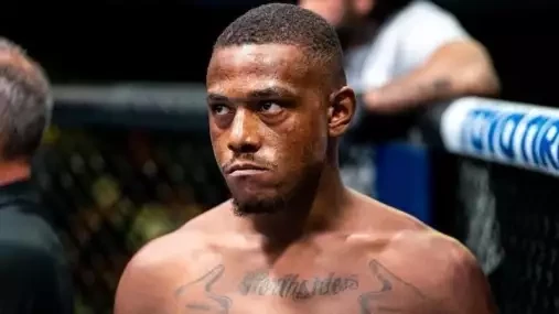 „Omlouvám se, musím být lepší.“ Jamahal Hill přiznal těžké období a mizí z klece