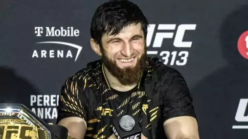 Magomed Ankalaev reaguje na hrozby Alexe Pereiry: Tak pojď, ukaž svých 100 procent