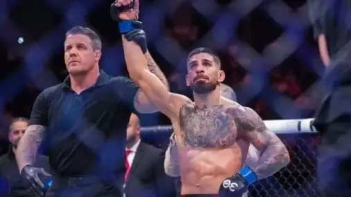 Jasně jsem ukázal, že se mi v kleci nemůže nikdo rovnat, hlásí rozjetá pérová váha z UFC