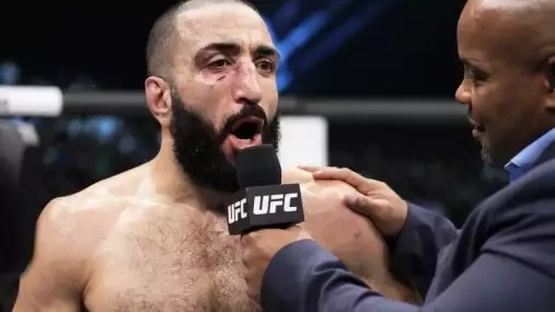 Komu Burns jako čelil? Mám za sebou daleko lepší resumé, chválí se Muhammad